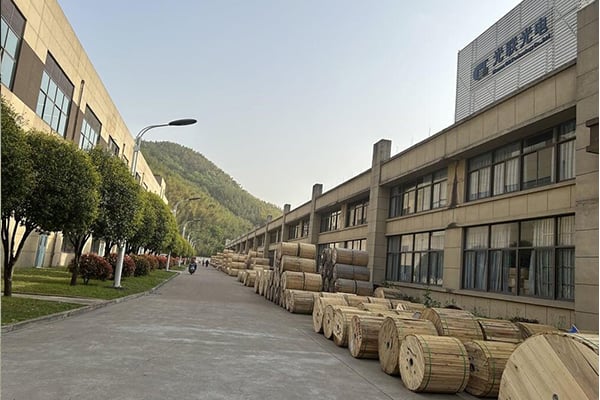 How To Choose A High-quality Optical Cable Manufacturer? Hunan GL Technology Co., Ltd